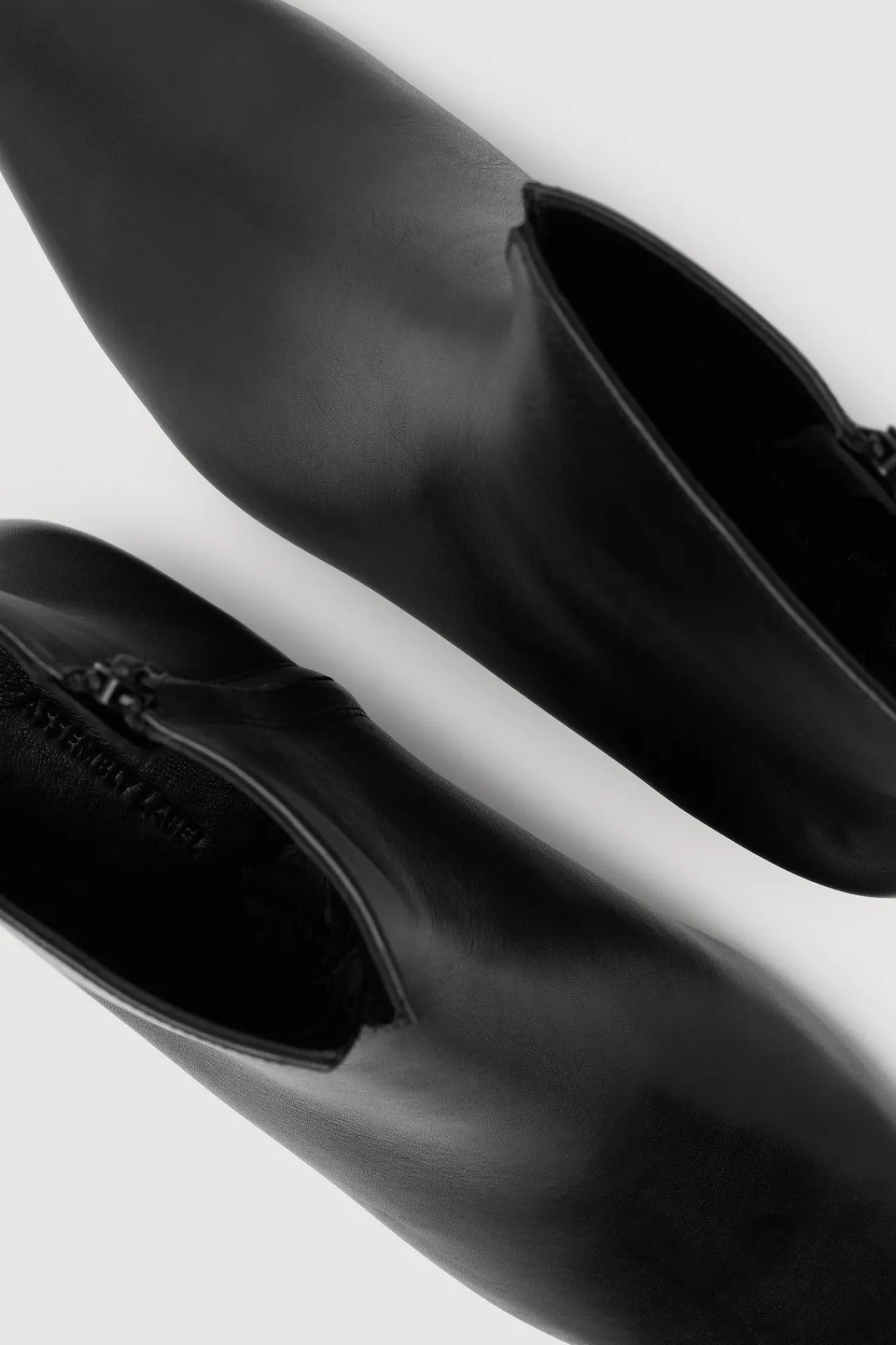 Charlotte Leather Boot^Assembly Label Outlet