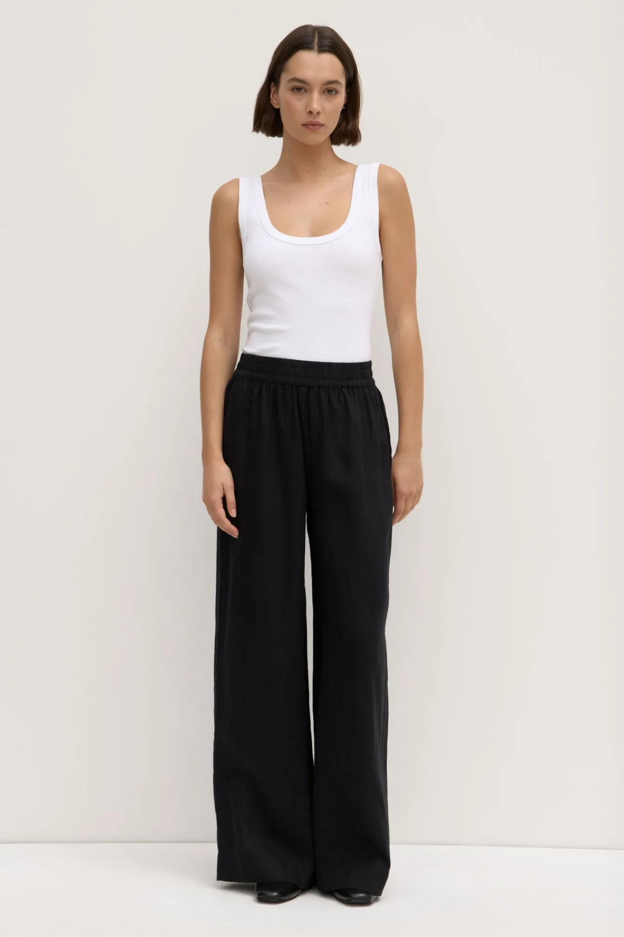 Nilsa Pant^Assembly Label Hot
