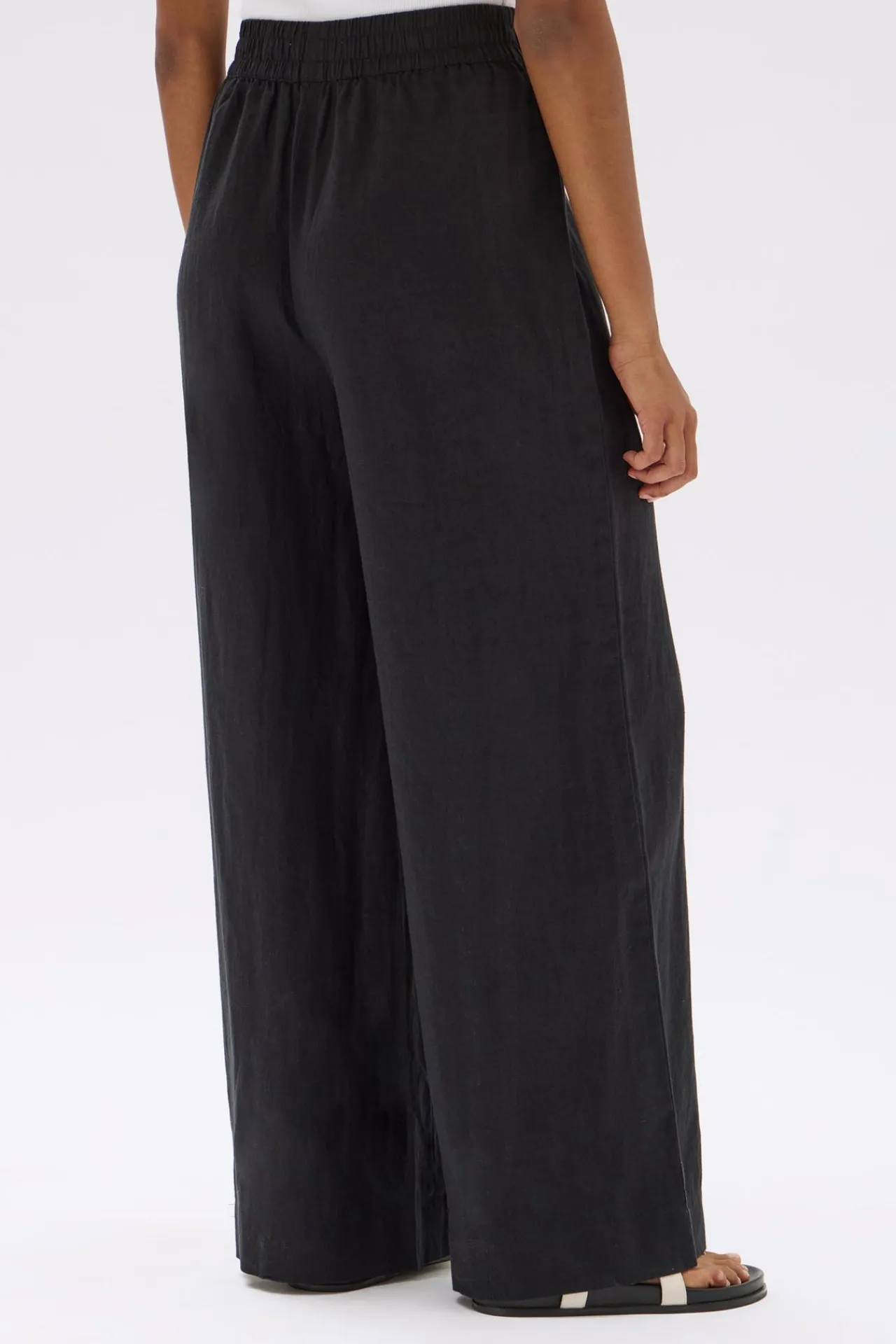 Nilsa Pant^Assembly Label Hot