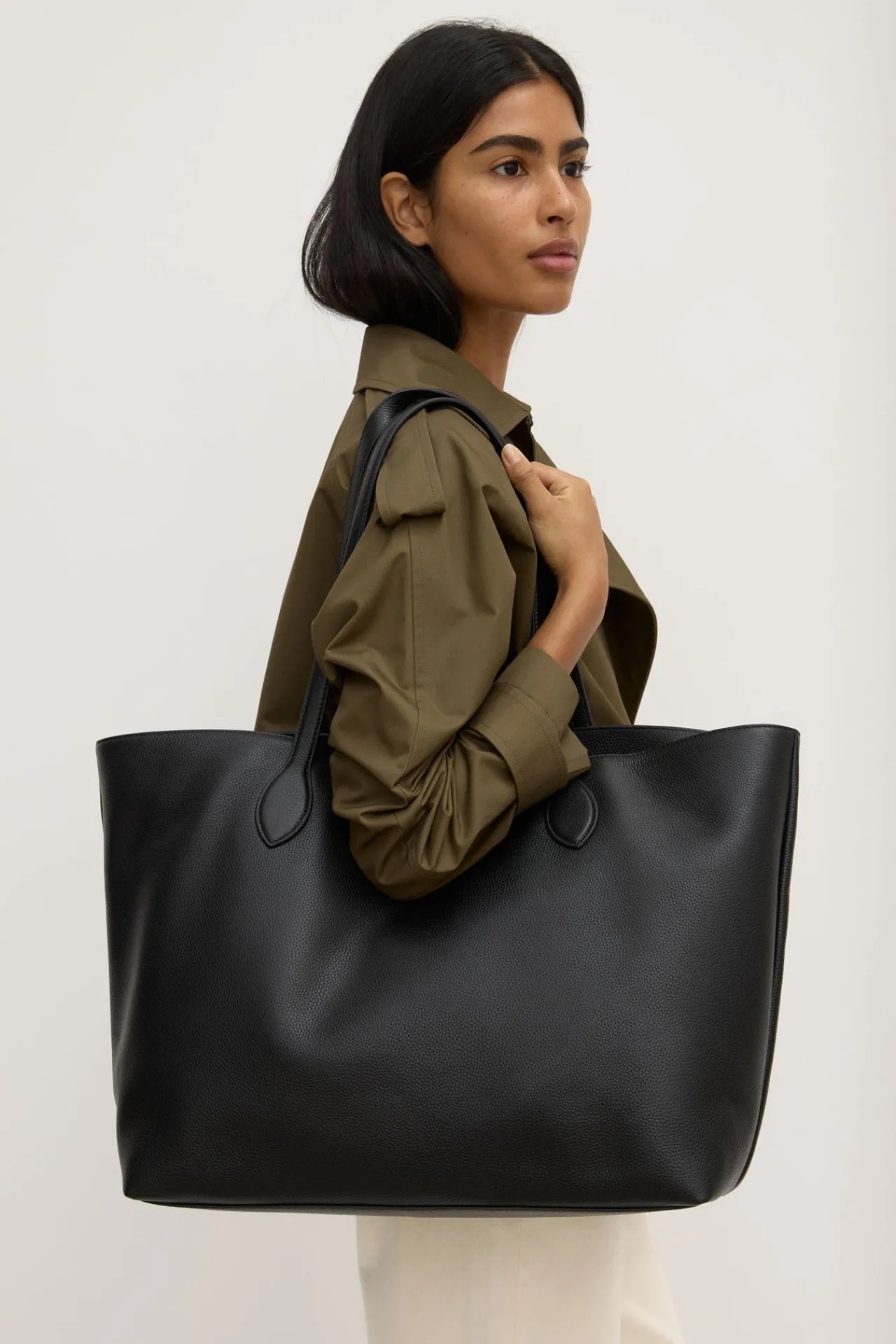 Olivia Leather Tote Bag^Assembly Label Outlet
