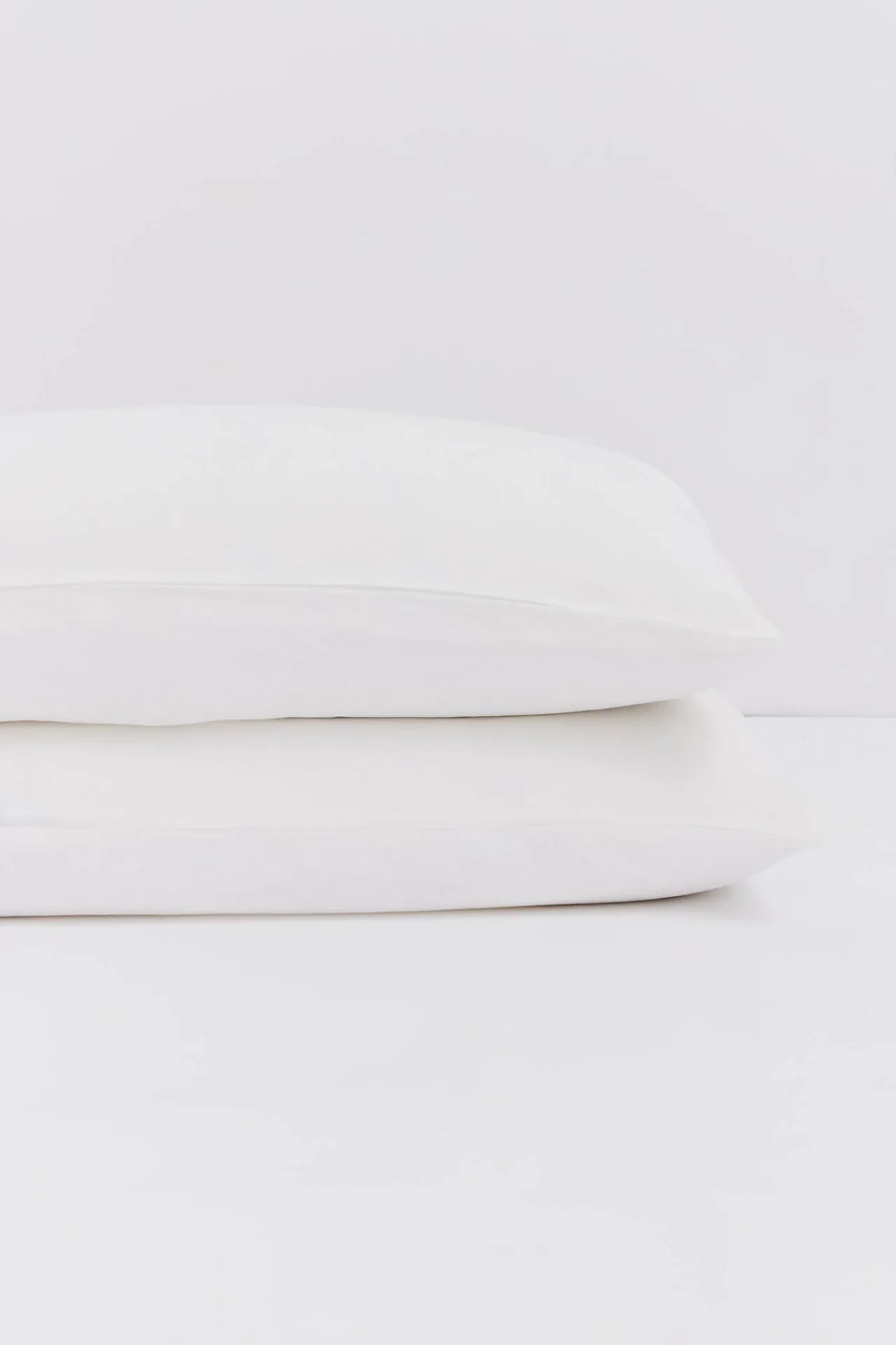 Standard Linen Pillow Cases^Assembly Label Clearance